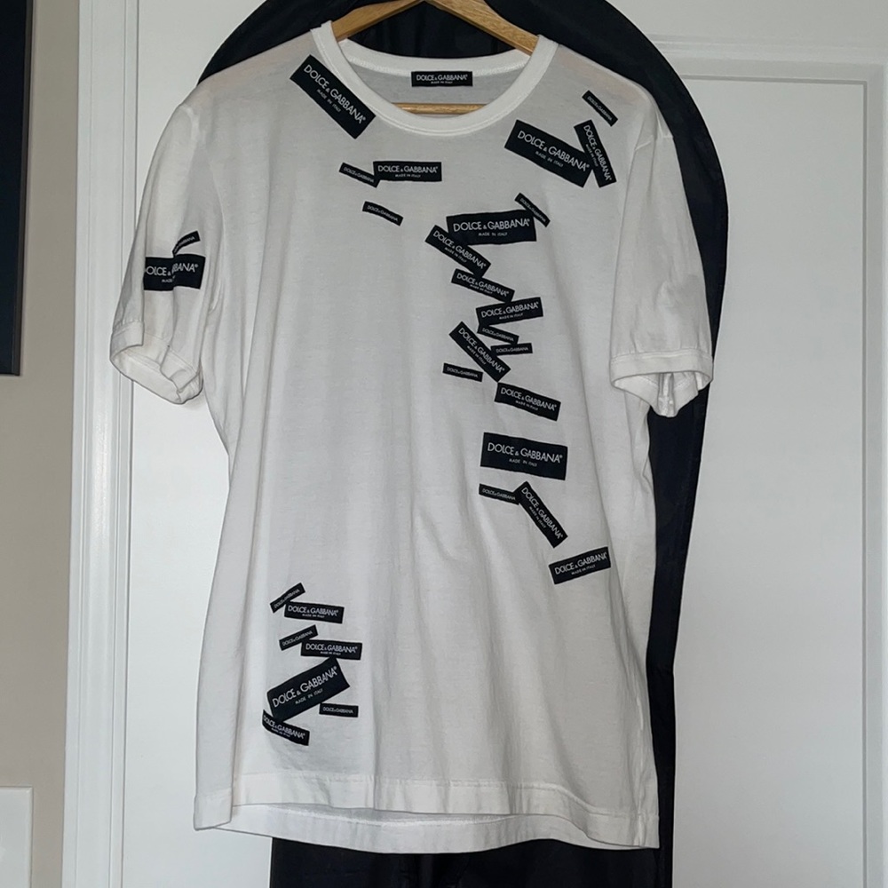 Dolce and Gabbana t-shirt - size 52
